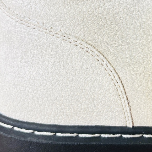 Sold - Picture 5 of 14